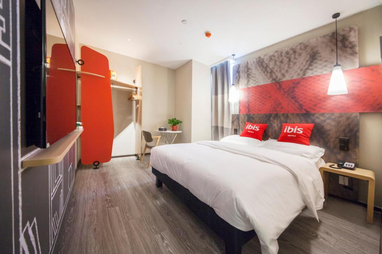 Ibis Nantong Middle Renmin Rd Hotel Екстер'єр фото
