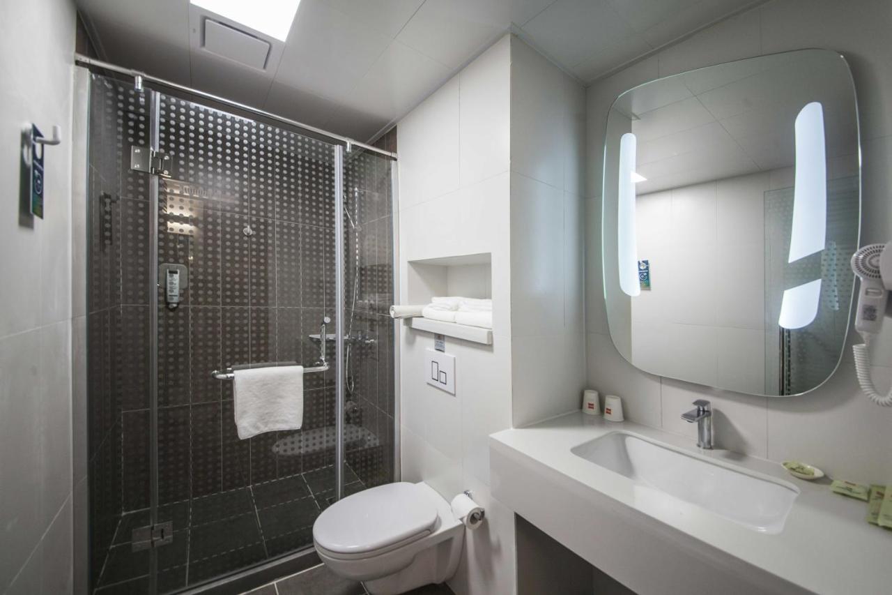 Ibis Nantong Middle Renmin Rd Hotel Екстер'єр фото