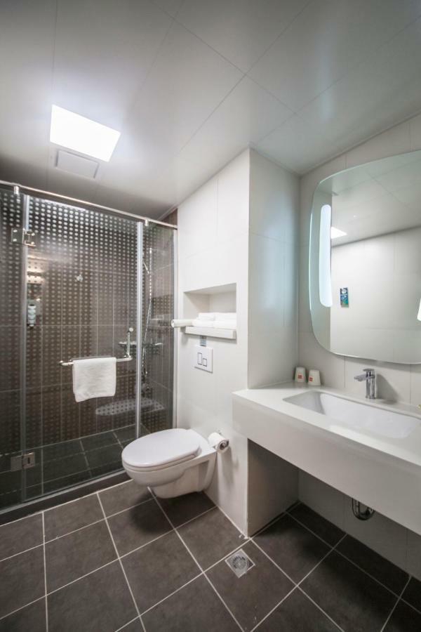 Ibis Nantong Middle Renmin Rd Hotel Екстер'єр фото